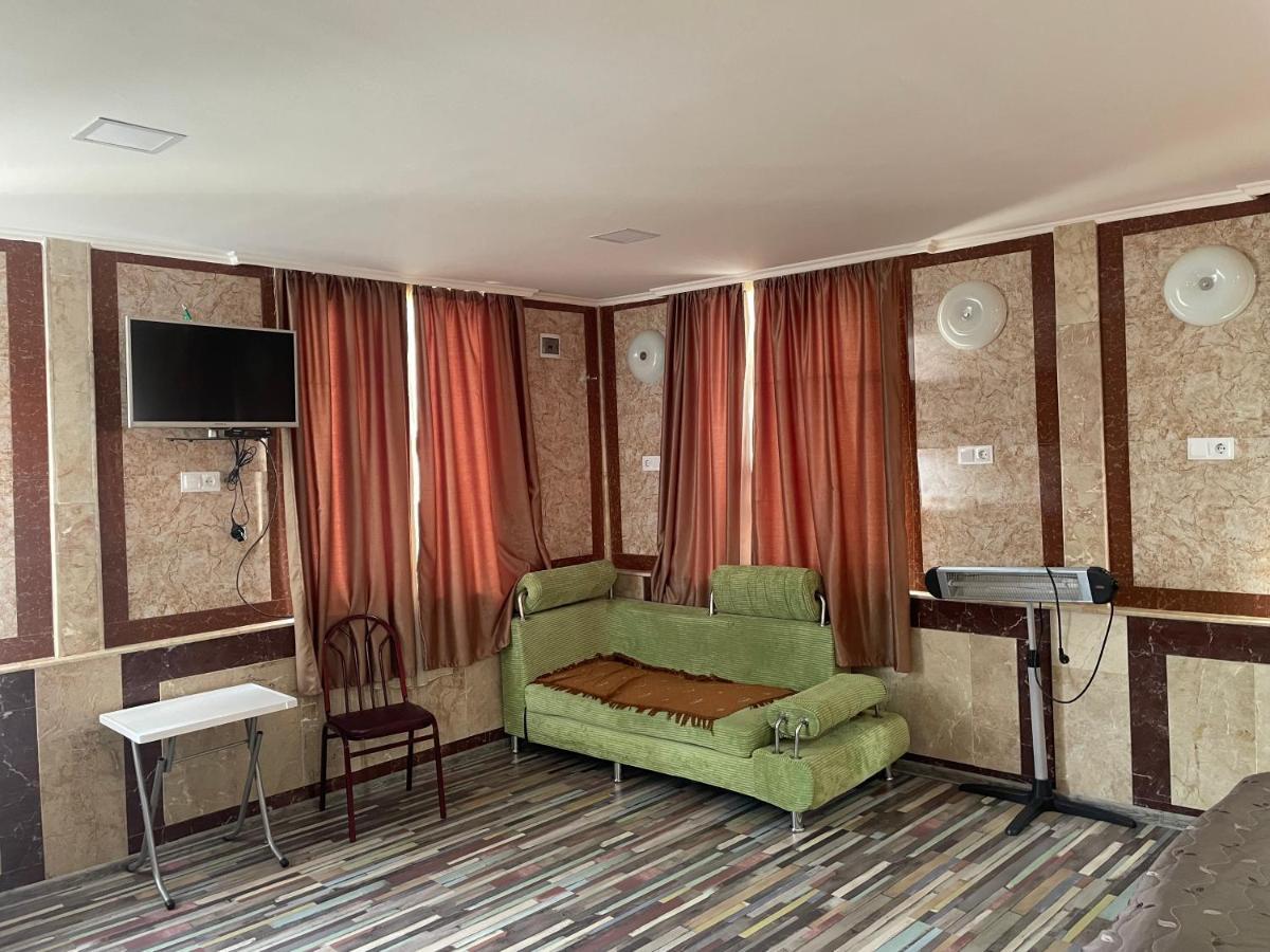 Gardenie Appartement Koetaisi Buitenkant foto
