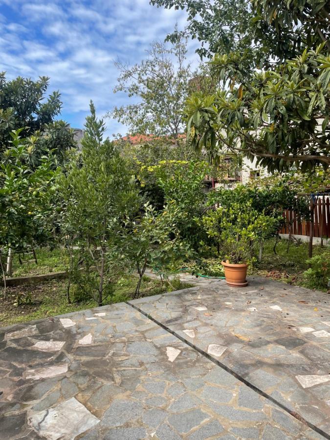 Gardenie Appartement Koetaisi Buitenkant foto